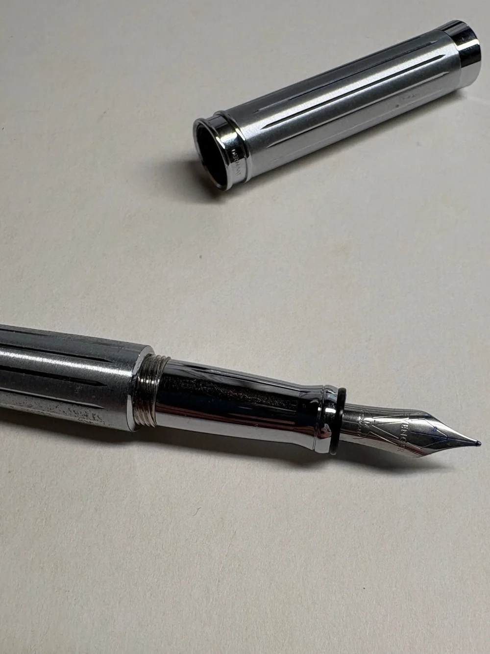 Levenger Sir Isaac Newton Fountain Pen Vintage Collectible Writing Instrument
